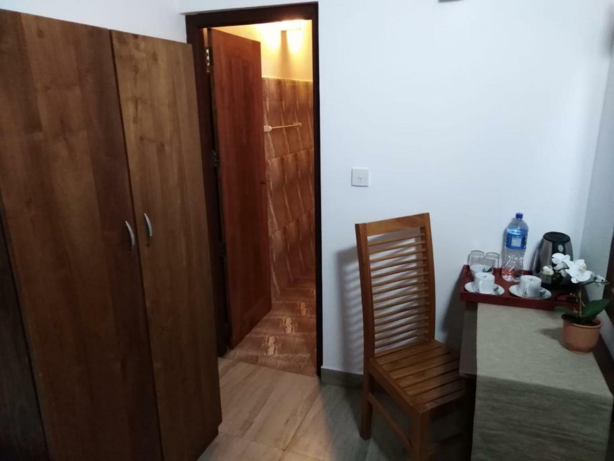 LIJA Residence Negombo Exterior foto