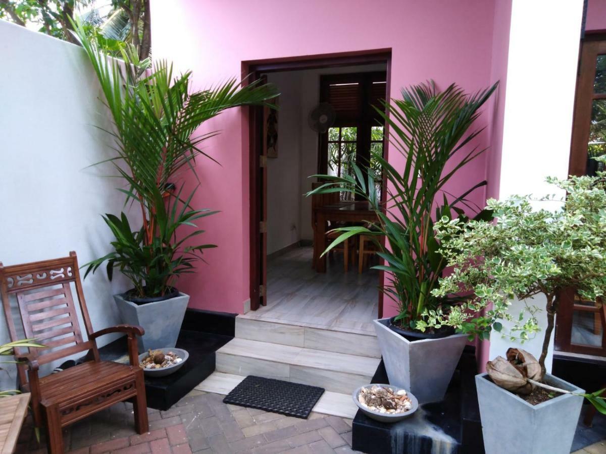 LIJA Residence Negombo Exterior foto