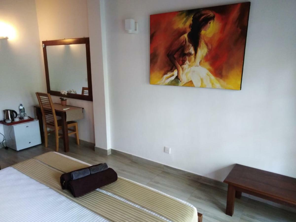 LIJA Residence Negombo Exterior foto